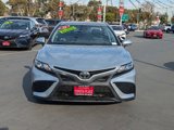 Used 2022 Toyota Camry SE image 2