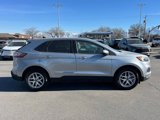 Used 2022 Ford Edge SEL image 5