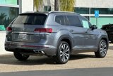 Used 2022 Volkswagen Atlas SEL Premium image 4