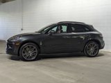 Certified 2025 Porsche Macan image 2