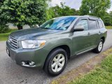 Used 2010 Toyota Highlander SE image 2