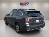 Used 2020 Subaru Outback Premium image 3