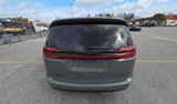 Used 2022 Chrysler Pacifica Limited w/ S Appearance Package image 5