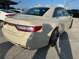 Used 2018 Lincoln Continental Reserve w/ Continental Climate Package image 4