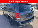 Used 2018 Dodge Grand Caravan SE image 3