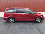 Used 2014 Chrysler Town & Country Touring-L w/ Driver Convenience Group image 6