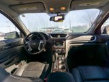 Used 2015 Chevrolet Traverse LTZ image 2