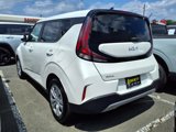 Used 2023 Kia Soul LX image 3