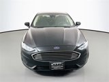 Used 2019 Ford Fusion SE image 2