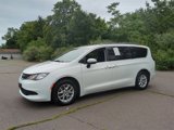 Used 2020 Chrysler Voyager Lxi image 2