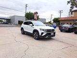 Used 2022 Volkswagen Taos SEL w/ Panoramic Sunroof Package image 2