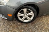 Used 2013 Chevrolet Cruze LT image 4