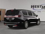 New 2025 Chrysler Pacifica Select image 5