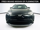 Used 2016 Toyota RAV4 SE image 2