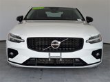 Certified 2025 Volvo S60 B5 Core image 3