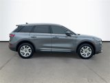 Used 2022 Lincoln Corsair FWD image 5