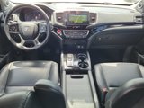 Used 2020 Honda Pilot Touring image 2