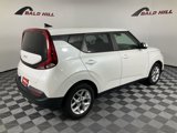 Certified 2022 Kia Soul LX w/ Technology Package image 6