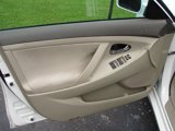 Used 2010 Toyota Camry LE image 5