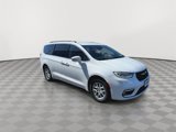 Used 2022 Chrysler Pacifica Touring-L image 3