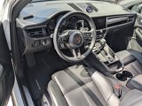 Certified 2023 Porsche Macan S image 4
