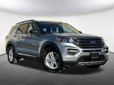 Certified 2024 Ford Explorer XLT image 3
