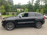 Used 2017 Jeep Grand Cherokee Limited image 2
