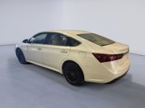 Used 2016 Toyota Avalon Touring image 4