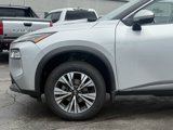Used 2022 Nissan Rogue SV image 3