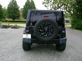 Used 2016 Jeep Wrangler Unlimited Sahara w/ Connectivity Group image 4