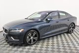 Used 2022 Volvo S60 T8 Inscription image 2