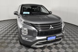 Used 2024 Mitsubishi Outlander SE image 3