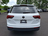 Used 2022 Volkswagen Tiguan SE w/ Panoramic Sunroof Package image 5