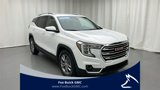 Certified 2022 GMC Terrain SLT image 2