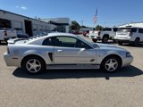 Used 2004 Ford Mustang Coupe image 4