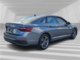 Certified 2022 Volkswagen Jetta SE image 6