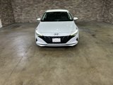 Used 2021 Hyundai Elantra SE image 3