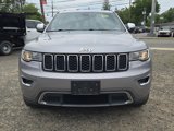 Used 2017 Jeep Grand Cherokee Limited image 3