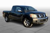Used 2004 Nissan Titan SE image 2