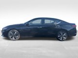 Used 2022 Nissan Altima 2.5 SV image 2
