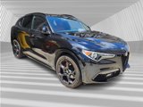 Used 2022 Alfa Romeo Stelvio Veloce image 3