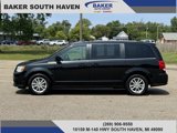 Used 2019 Dodge Grand Caravan SXT image 3