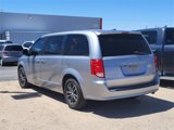 Used 2018 Dodge Grand Caravan SE image 4