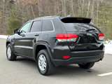 Used 2018 Jeep Grand Cherokee Laredo image 2