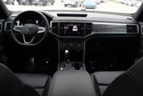 Used 2021 Volkswagen Atlas Cross Sport SE image 2