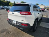 Used 2016 Jeep Cherokee Sport image 6