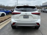 Used 2021 Toyota Highlander Platinum image 5