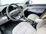 Used 2019 Hyundai Elantra SEL image 2