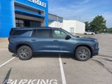 New 2025 Chevrolet Traverse LT image 2
