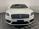 Used 2019 Lincoln Nautilus Premier image 2
